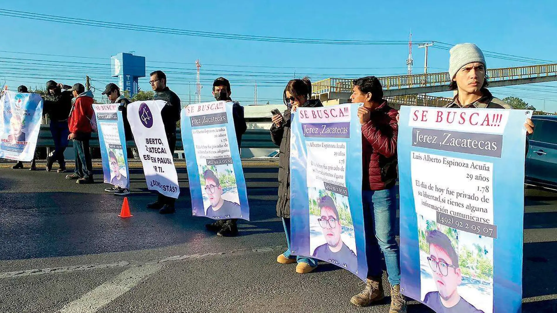 Bloqueo carretero para exigir localización de persona desaparecida